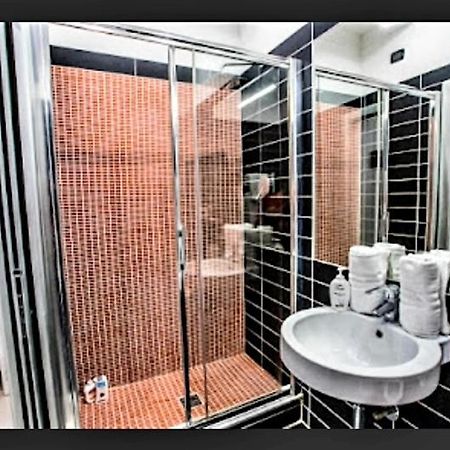 Golfo Di Orosei Rooms Rome Bagian luar foto
