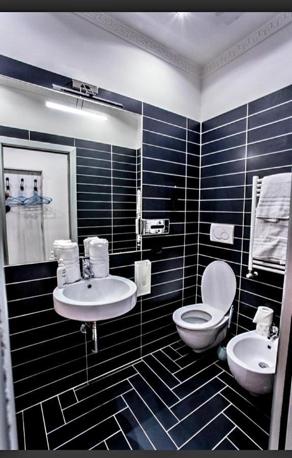 Golfo Di Orosei Rooms Rome Bagian luar foto